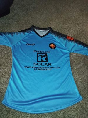 Renegade Solar branding on the Blackley Lions team shirt